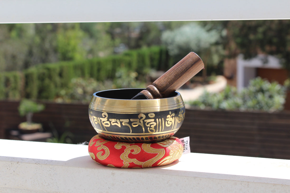 How to Use a Singing Bowl